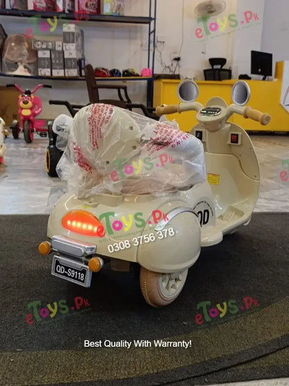Rechargeable Kids Electric Scooter
